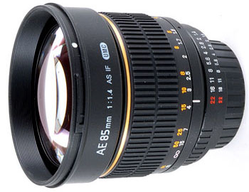 Samyang MF 85mm f/1.4, objektiivi