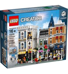 Lego Creator 10255, Assembly Square