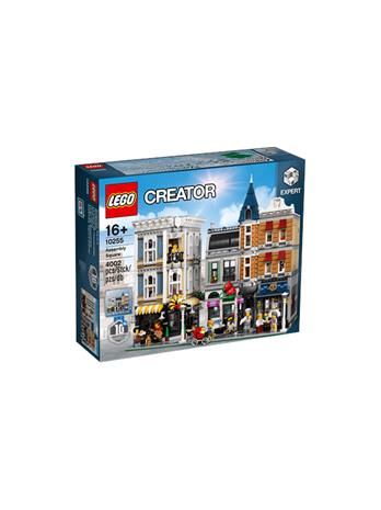 Lego Creator 10255, Assembly Square