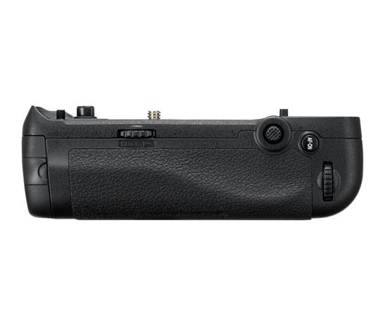 Nikon MB-D18, akkukahva