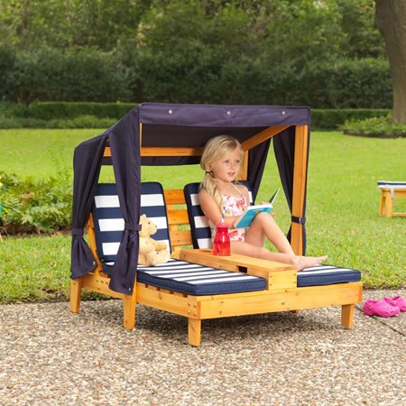KidKraft aurinkotuoli kahdelle, hinta 122 € KidKraft lasten aurinkotuoli ja varjo | Hintaseuranta.fi