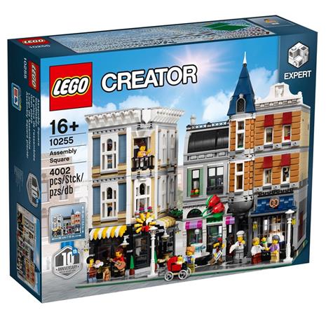 Lego Creator 10255, Assembly Square