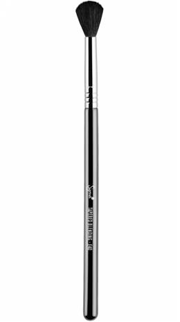 Sigma Beauty E40 Tapered Blending Brush – kuva 2/8