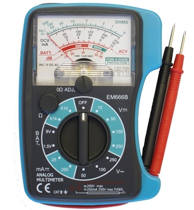 Axxel 10A analoginen yleismittari
