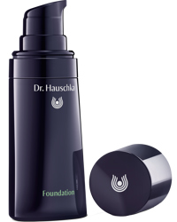 Foundation 30 ml No. 04 Hazelnut