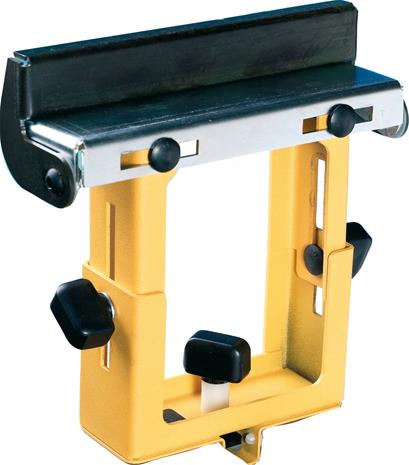Dewalt DE7024 säädettävä toppari