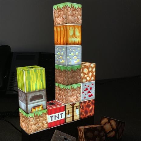 Minecraft Block Building, koottava usb-pöytävalaisin