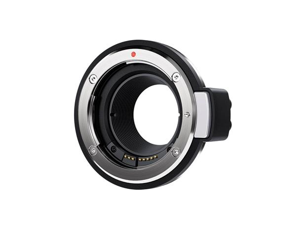 Blackmagic Design URSA Mini Pro EF-Mount, objektiivin sovitin