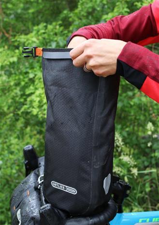Ortlieb Fork Pack 5,8L Musta – kuva 5/8