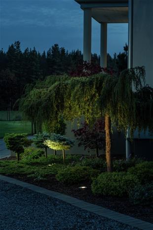 Konstmide LED-maakohdevalaisin Ground Spot, käsityötä EU:sta