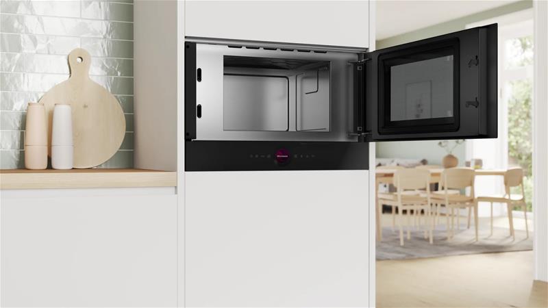 Bosch Serie 8 BFR9221B1, mikroaaltouuni