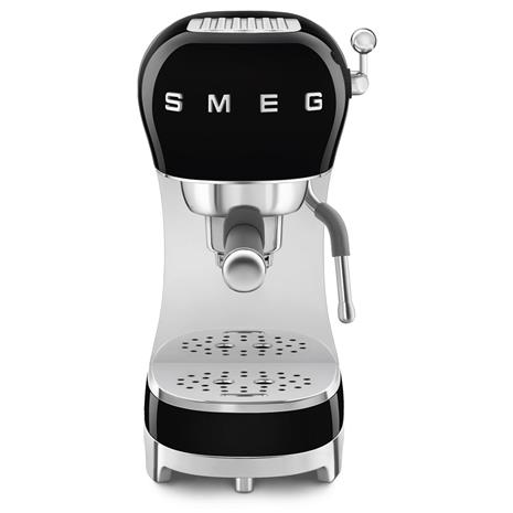 Smeg 50's Style ECF02, espressokone