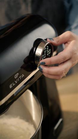 Elvita CKM5716S, monitoimikone
