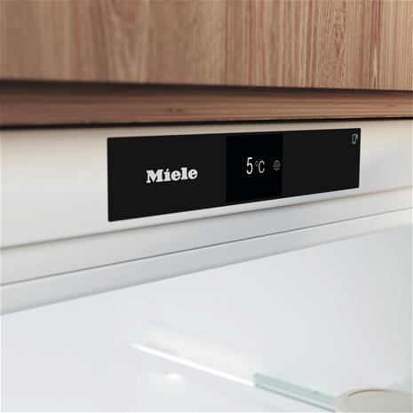 Miele KU 7030 D, jääkaappi