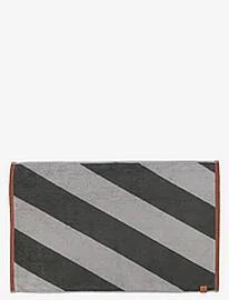 Mette Ditmer Diagonal Bath Mat Home Textiles Rugs & Carpets Bath Rugs Green Mette Ditmer