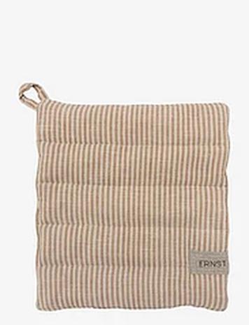 ERNST Pot Holder Home Textiles Kitchen Textiles Oven Mitts & Gloves Beige ERNST, Muut keittiövälineet
