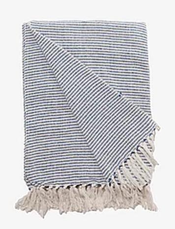 Au Maison Throw Home Textiles Cushions & Blankets Blankets & Throws Green Au Maison