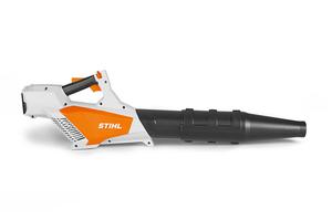 STIHL lelupuhallin akulla