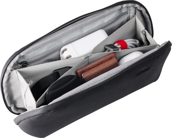 Peak Design Tech Pouch Small -tarvikepussi, hiili – kuva 3/4