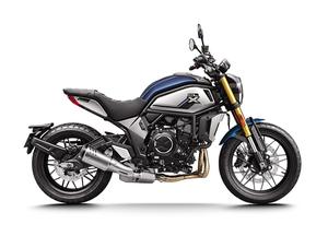 CFMoto 700CL-X Heritage, moottoripyörä