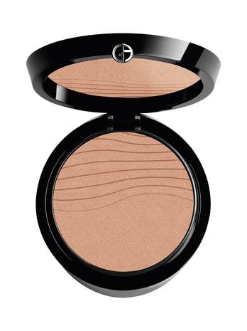 Giorgio Armani Luminous Silk Glow Fusion Powder 5.5 Medium with a