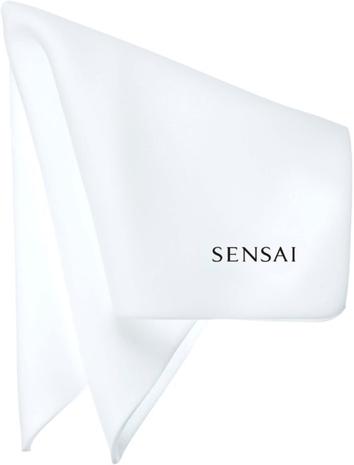 Sensai Silky Purifying Sponge Chief