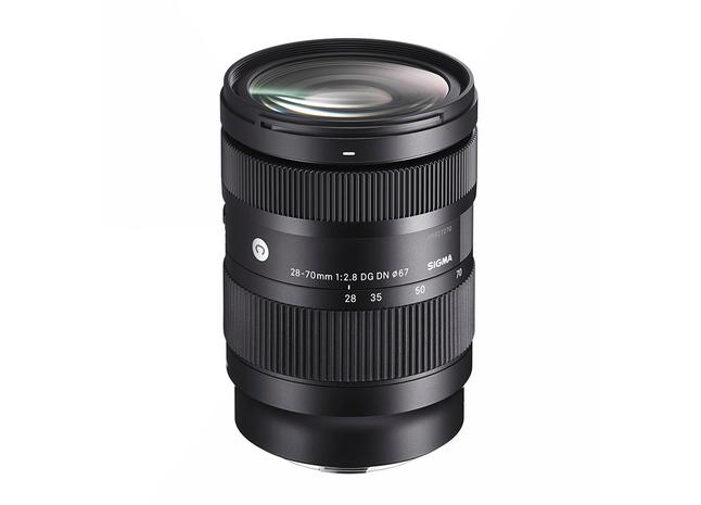Sigma 28-70mm f/2.8 DG DN, objektiivi