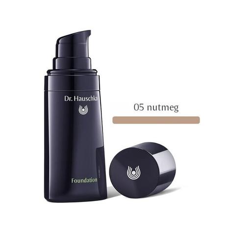 Foundation 30 ml No. 05 Nutmeg
