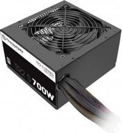 Thermaltake TR2 S 700W, virtalähde