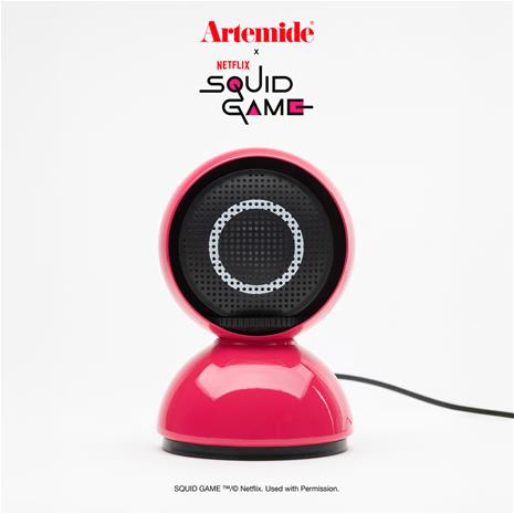 Artemide Eclisse x Squid Game pöytävalaisin Special Edition Guard pink