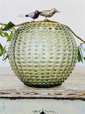 Anna Von Lipa Hobnail Globe, maljakko 24 cm