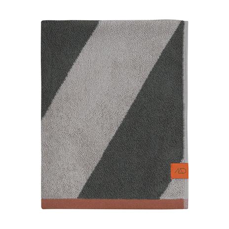 Mette Ditmer Diagonal pyyhe Dark olive, 50x90 cm