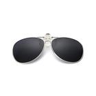 Clip-on Aviator Aurinkolasit - Musta väri, Aurinkolasti