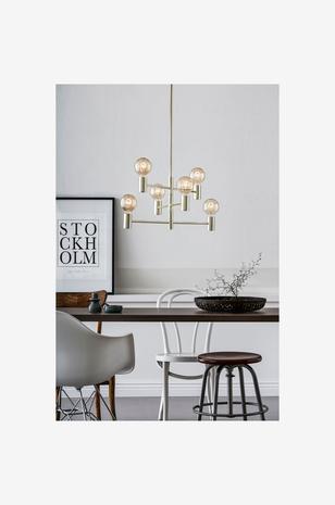Markslöjd Capital, riippuvalaisin