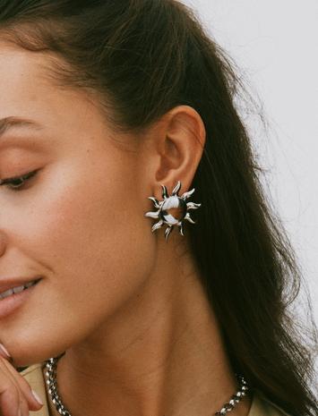 Edblad Sun Studs L Accessories Jewellery Earrings Studs Silver Edblad