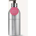 Molton Brown Infinite Bottle Fiery Pink Pepper Bath & Showe Gel - 400 ml