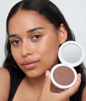 Kess Berlin 365 Bronzer Bronzer 8.5 g Tan to Deep