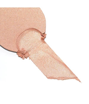 essence Soft Touch Bouncy Glow 10 soft glaze