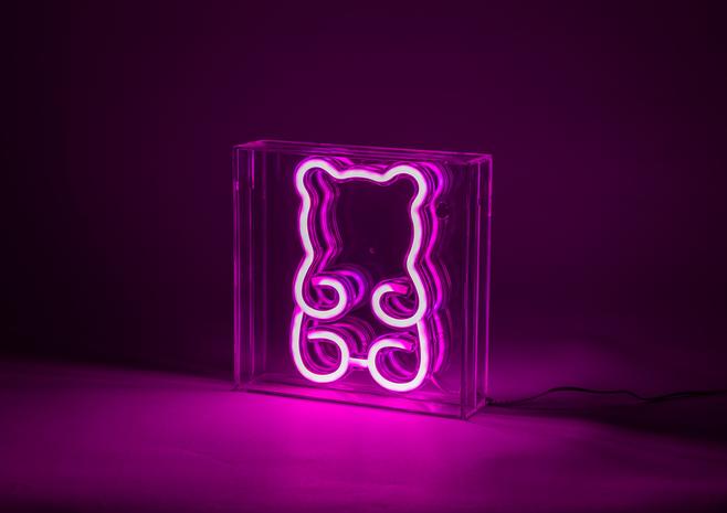Fuj:tech Neon Teddy valaisin