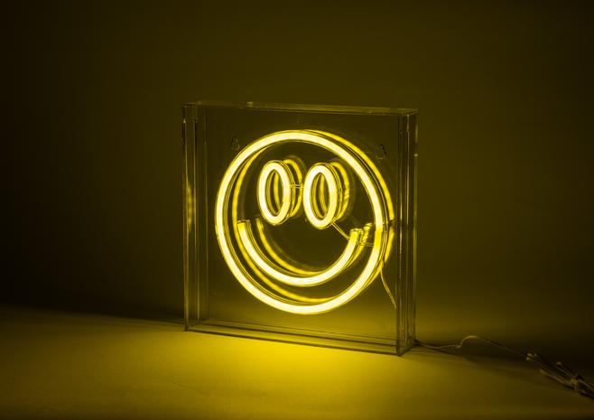 Fuj:tech Neon Smiley neon valaisin