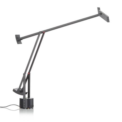 Artemide Scandinavia Tizio Table Lamp, Black