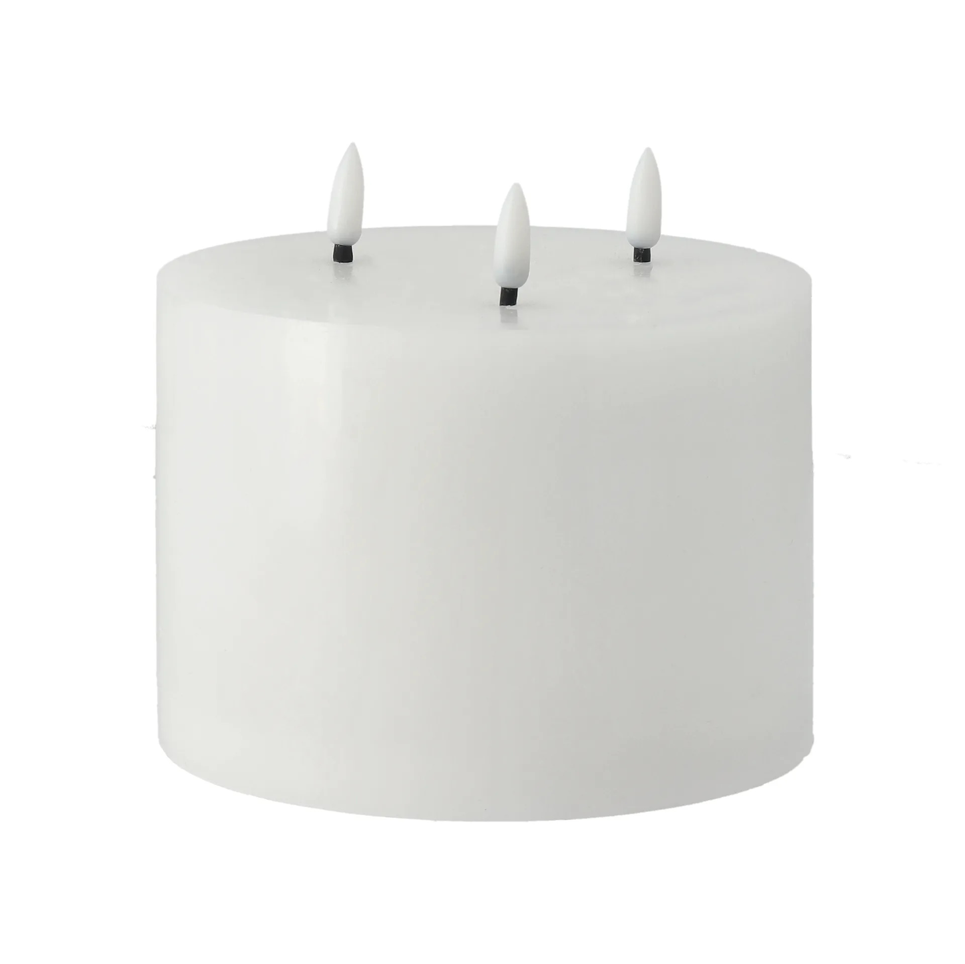 Scandi Essentials Bright Melt loistokynttilä LED 3 sydäntä 13 cm. Valkoinen