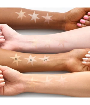 essence Soft Touch Bouncy Glow 10 soft glaze