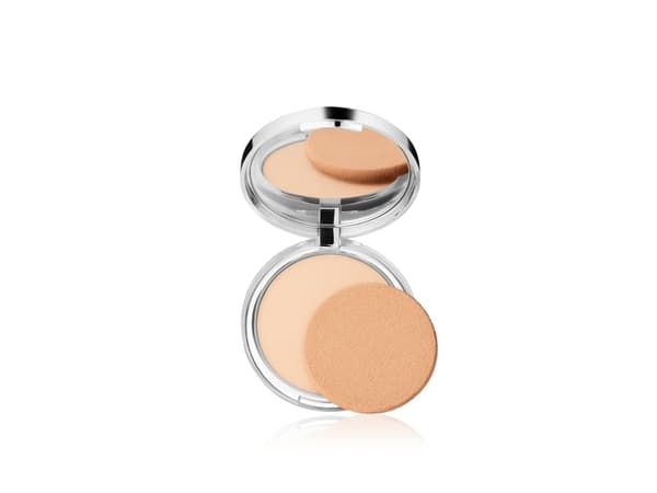 Clinique Stay-Matte Sheer Pressed Powder Stay Buff