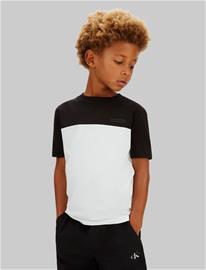 Calvin Klein Colorblock T-Shirt - Black - 170
