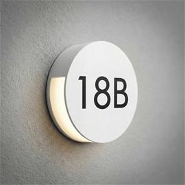 Lucande Advero LED-ulkoseinälamppu, vaaleanharmaa, talonumero, CCT