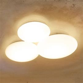 Vibia Puck – 3-lamppuinen kattovalaisin