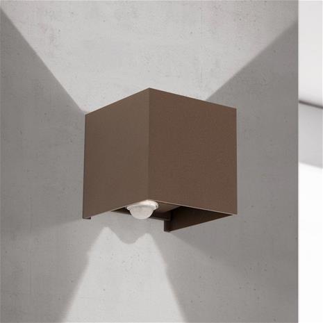 LED-ulkoseinävalaisin Cube-S, corten, metalli, anturi – kuva 1/3