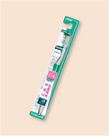 Lion Systema Dual-action Toothbrush - 1 pc Green
