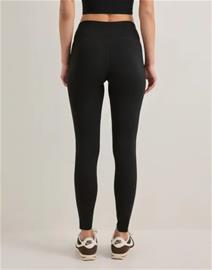 Aim'n - Musta - Sense Regular Waist Tights